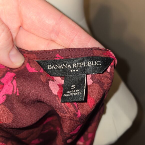 Banana Republic Women's Floral Strappy Camisole - Picture 4 of 4